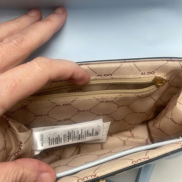 NWOT Aldo Crossbody Shoulder Bag Spring Classic Vegan with Detachable Strap - Picture 8 of 10